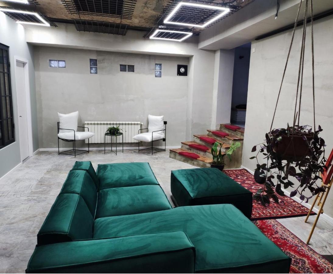 Shared Flat In An Artists District Pikris Gora Apartamento Tbilisi Exterior foto