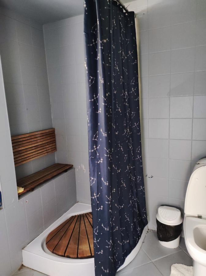 Shared Flat In An Artists District Pikris Gora Apartamento Tbilisi Exterior foto